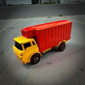 Vintage 1960s Lesney Matchbox Series No 44 GMC Refrigerator Truck Diecast Truck